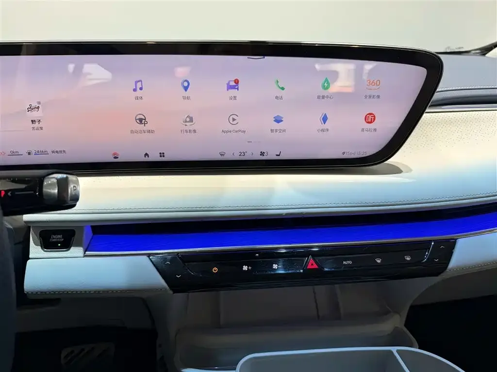 Buick GL8 Hybrid — фото 8