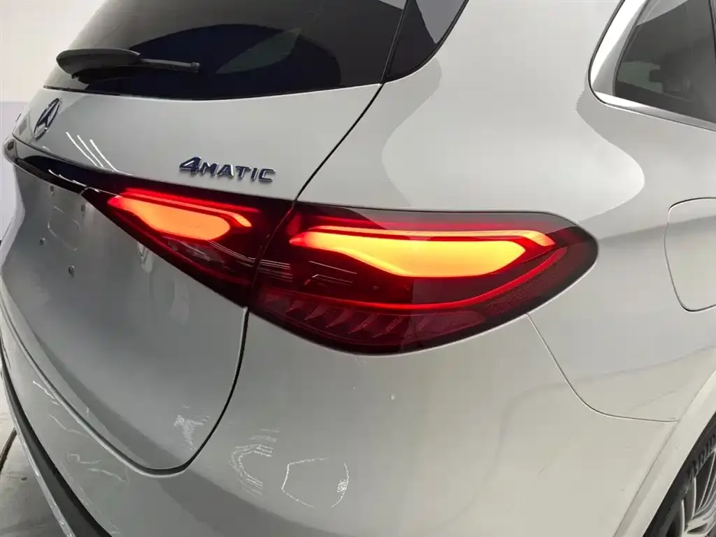 Mercedes-Benz GLC 2024 из CN, фото 7