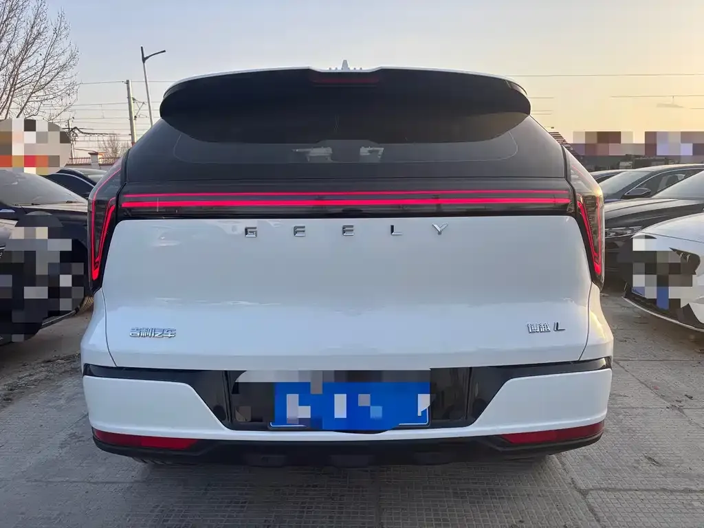 Geely Boyue L 2025 из CN, фото 6