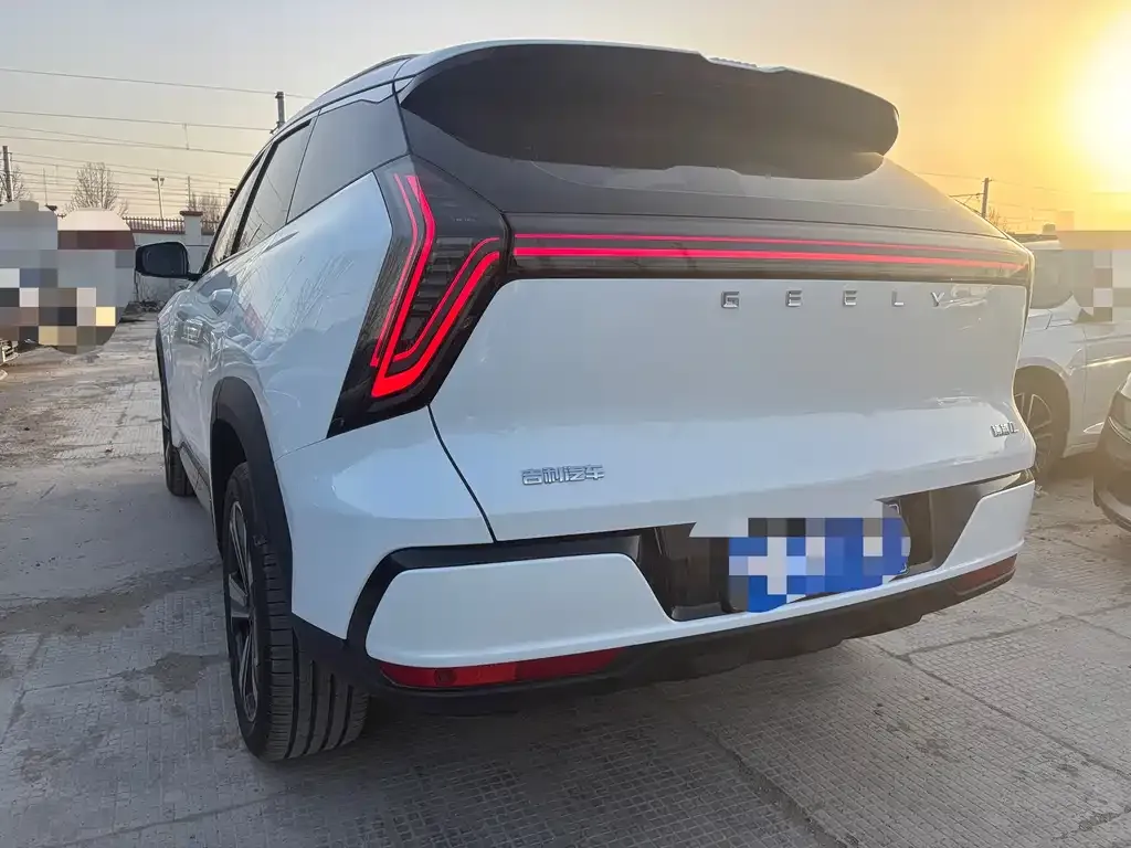 Geely Boyue L 2025 из CN, фото 9