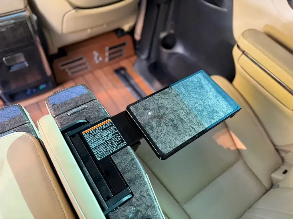 Toyota Vellfire — фото 3