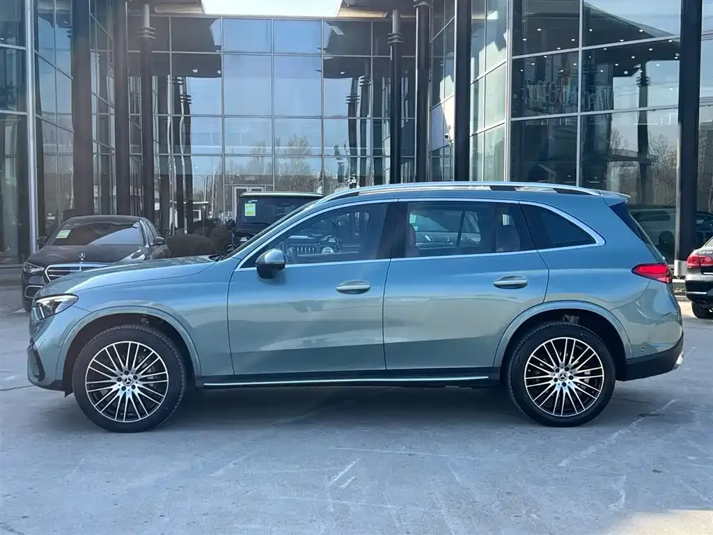 Mercedes-Benz GLC 2024 из CN, фото 7