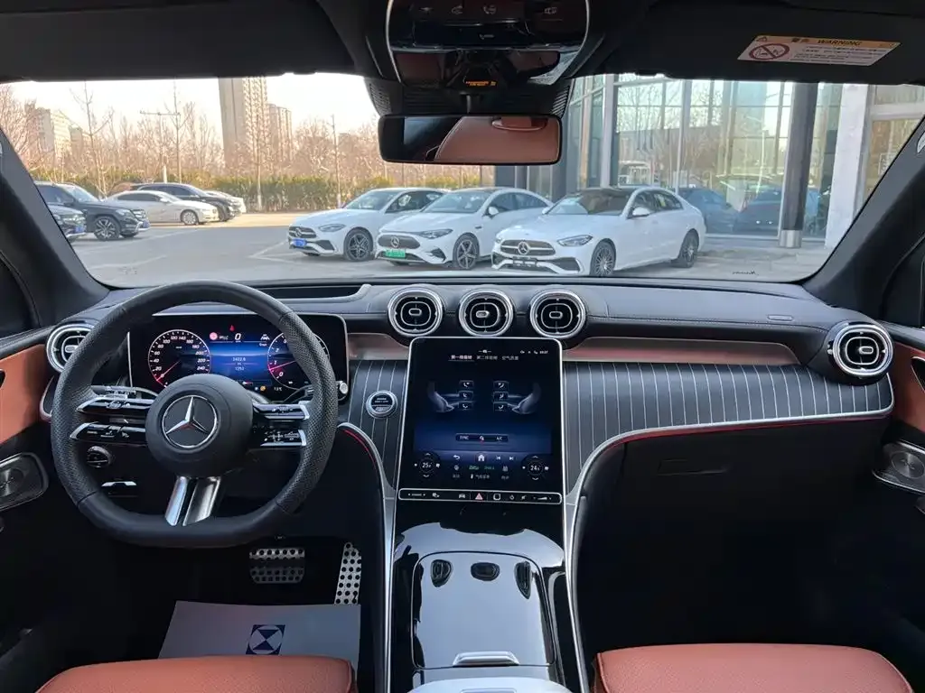 Mercedes-Benz GLC 2024 из CN, фото 3