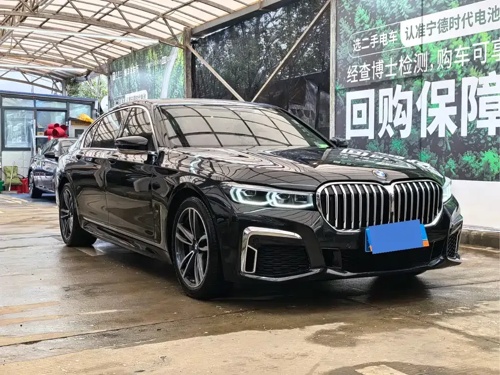 BMW 7 Series 2022 из CN, фото 2