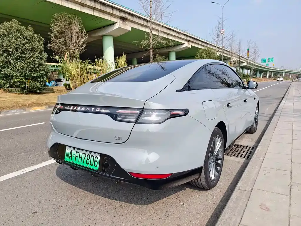 Leapmotor C01 2024 из CN, фото 3