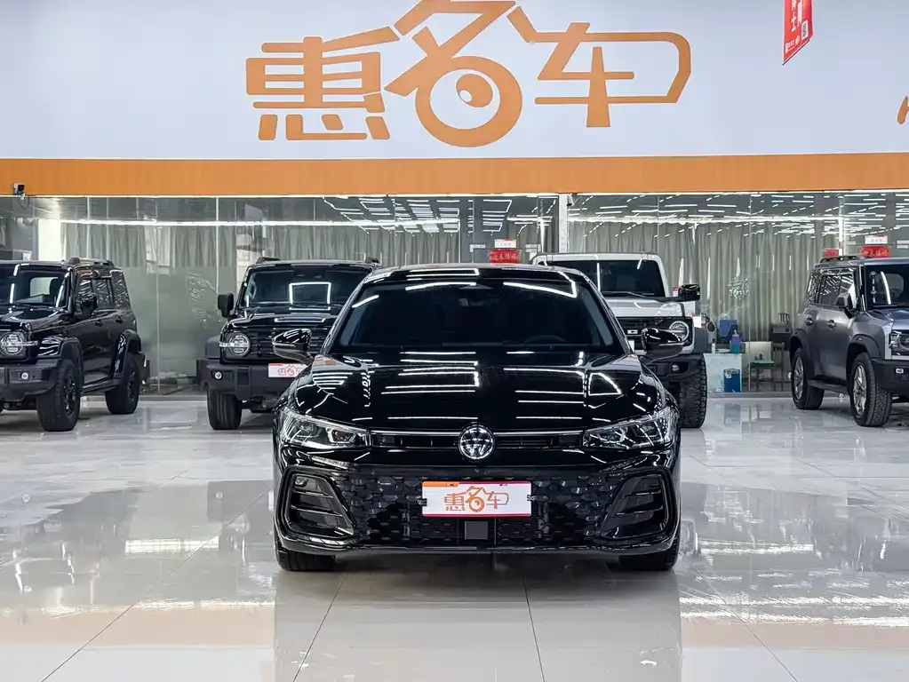 Volkswagen Passat — фото 1