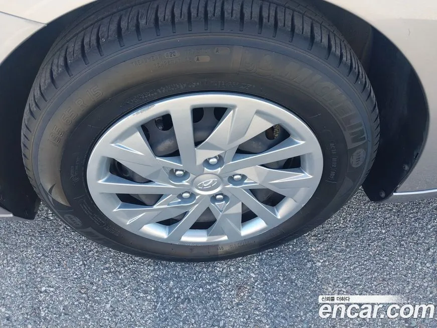 Hyundai AVANTE — фото 10