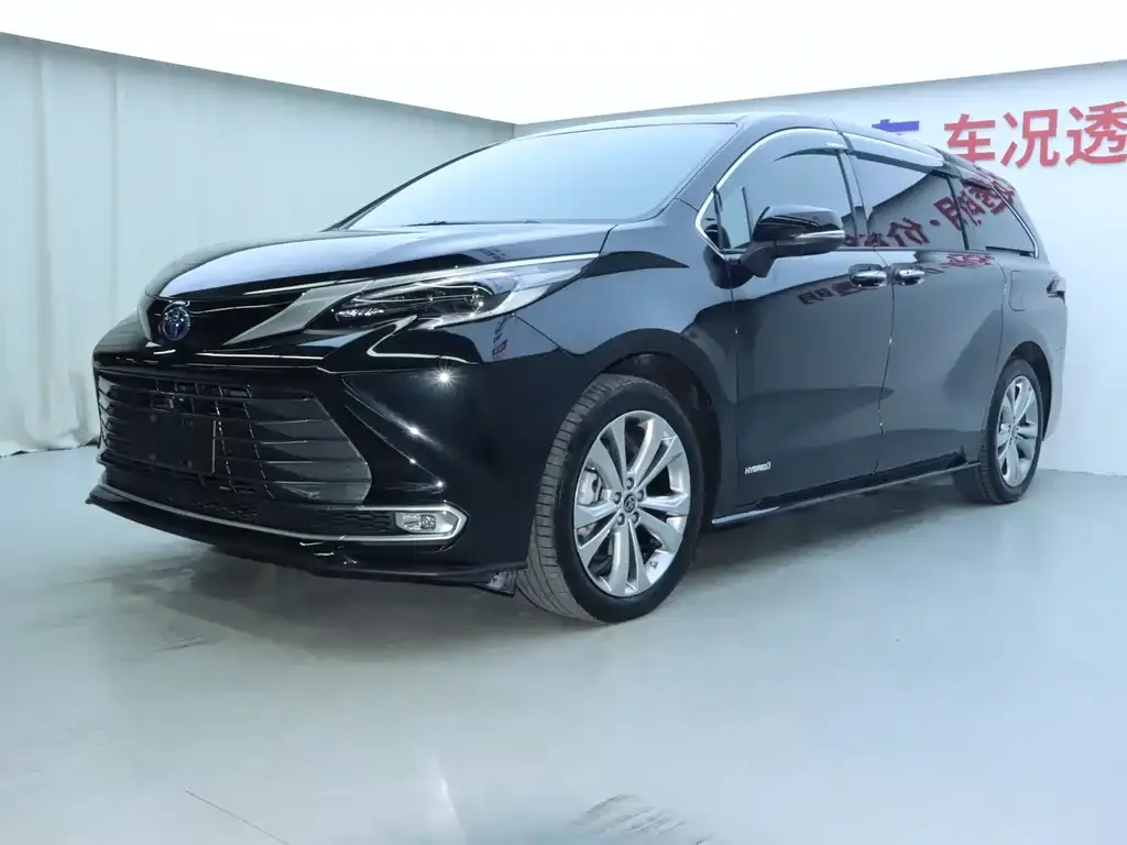 Toyota Sienna 2024 из CN, фото 1