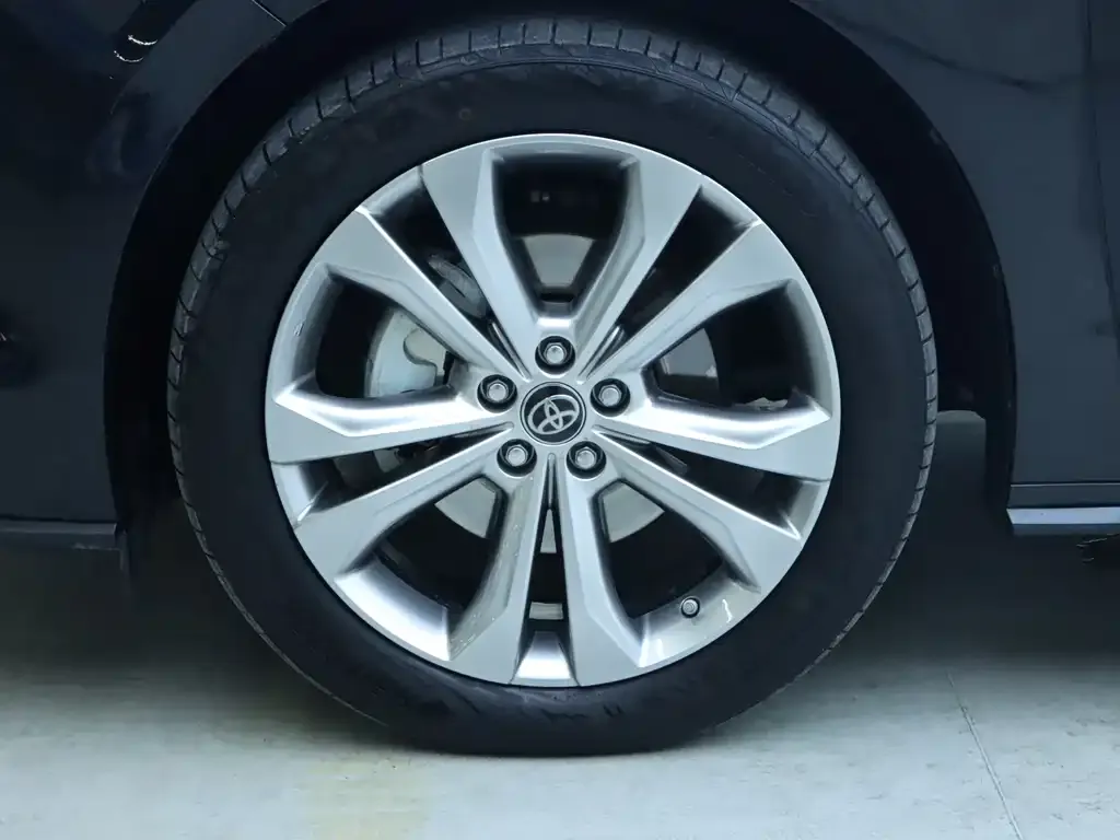 Toyota Sienna 2024 из CN, фото 6
