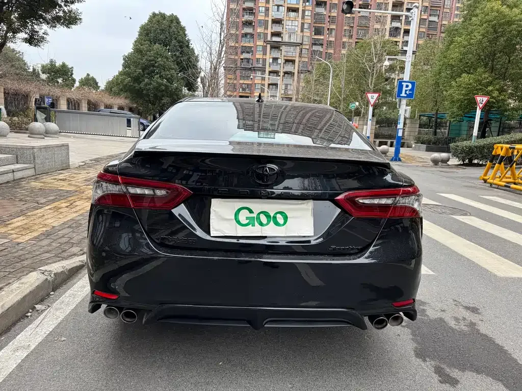 Toyota Camry 2023 из CN, фото 5