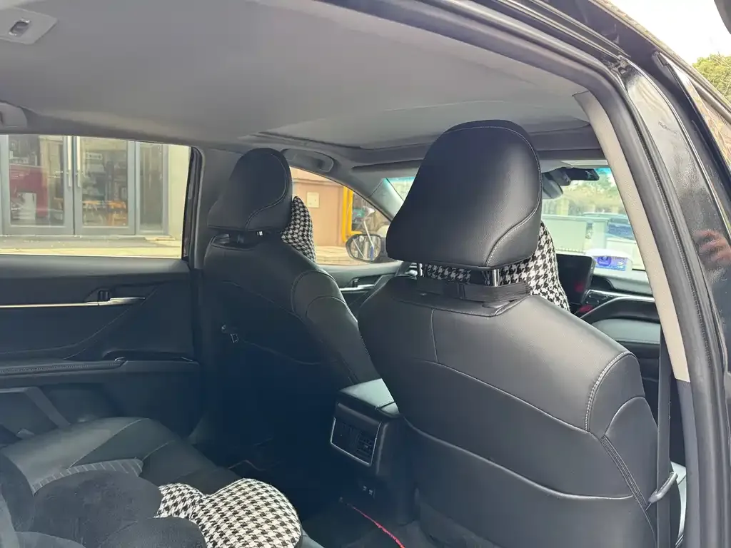 Toyota Camry 2023 из CN, фото 3