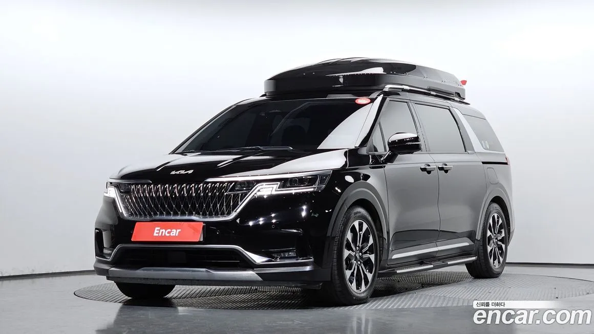 Kia Carnival — фото 1