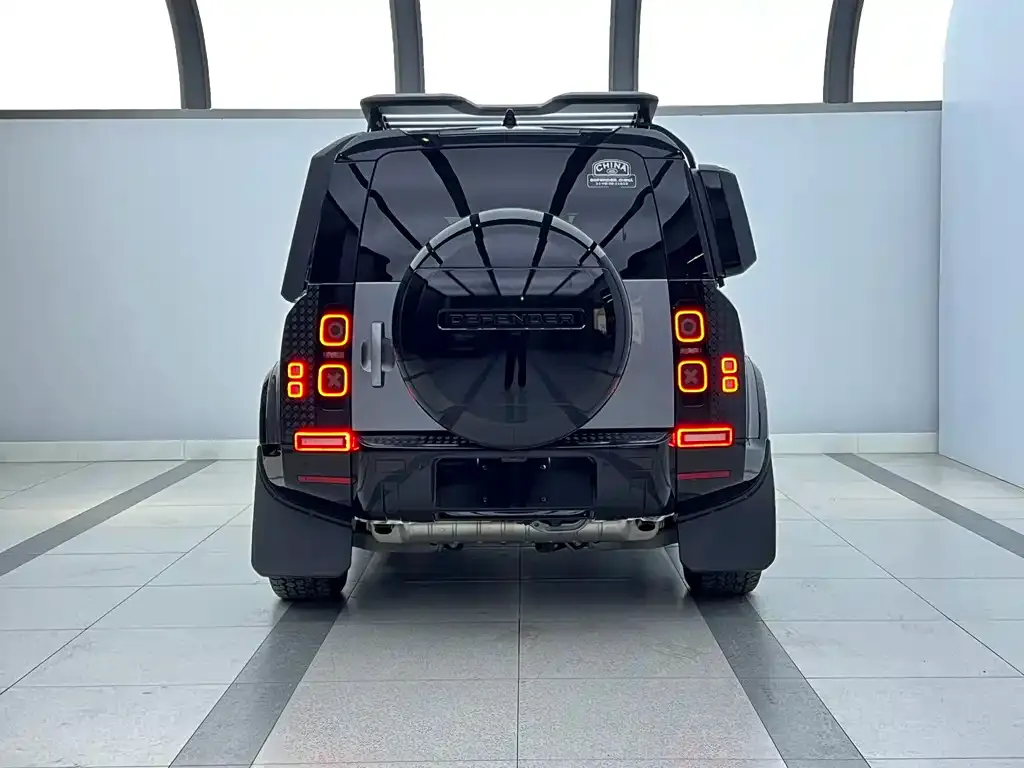 Land Rover Defender 2023 из CN, фото 5