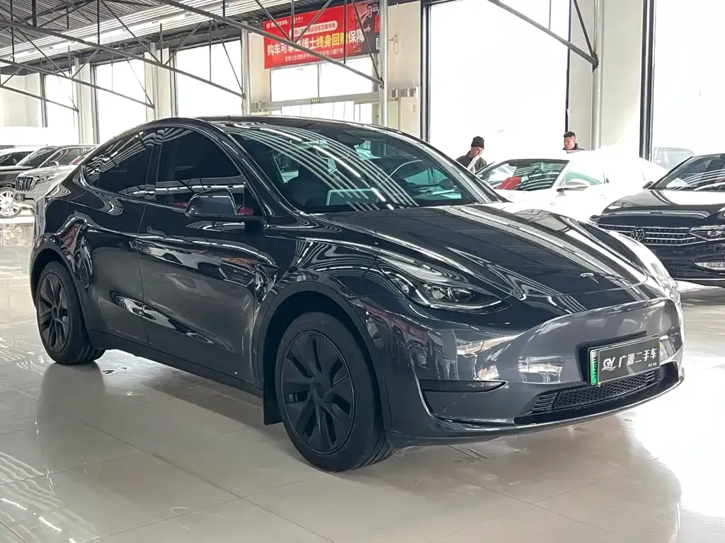 Tesla Model Y 2024 из CN, фото 7