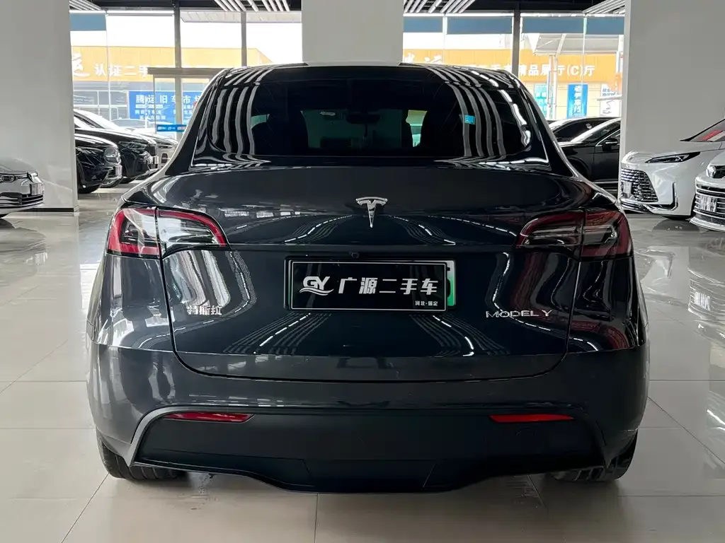 Tesla Model Y 2024 из CN, фото 10