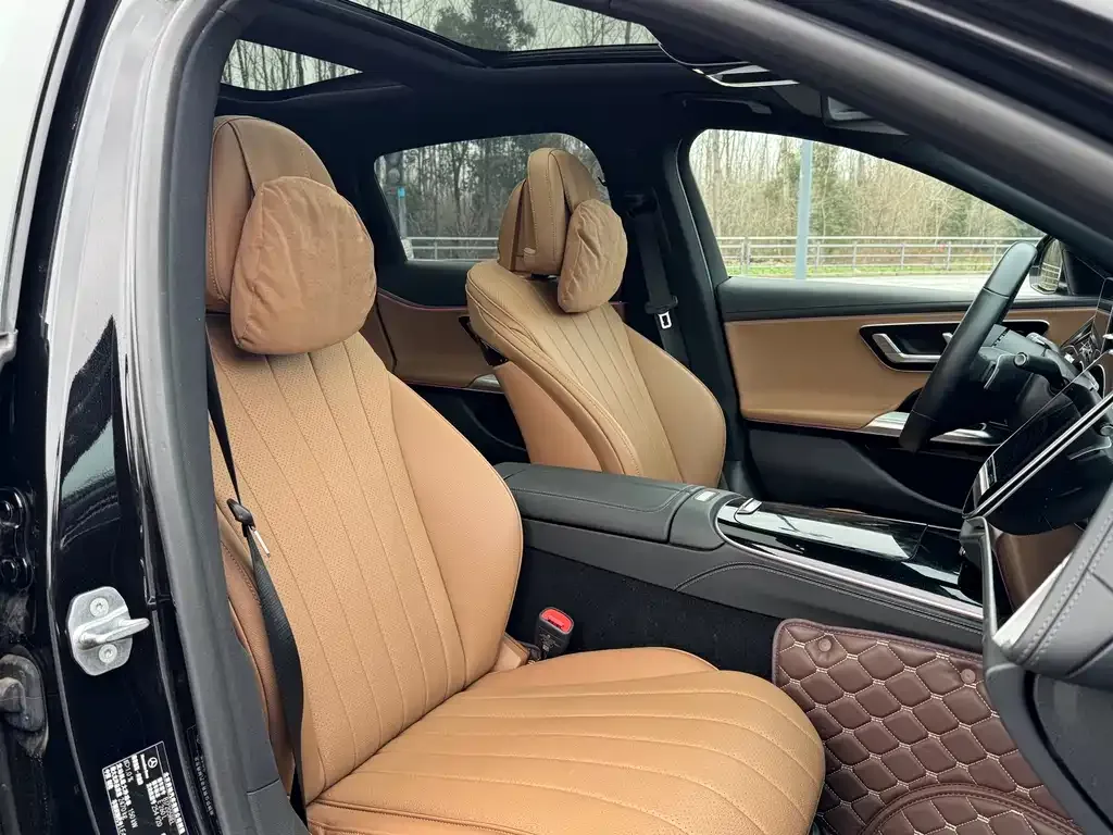 Mercedes-Benz E-Class 2024 из CN, фото 2