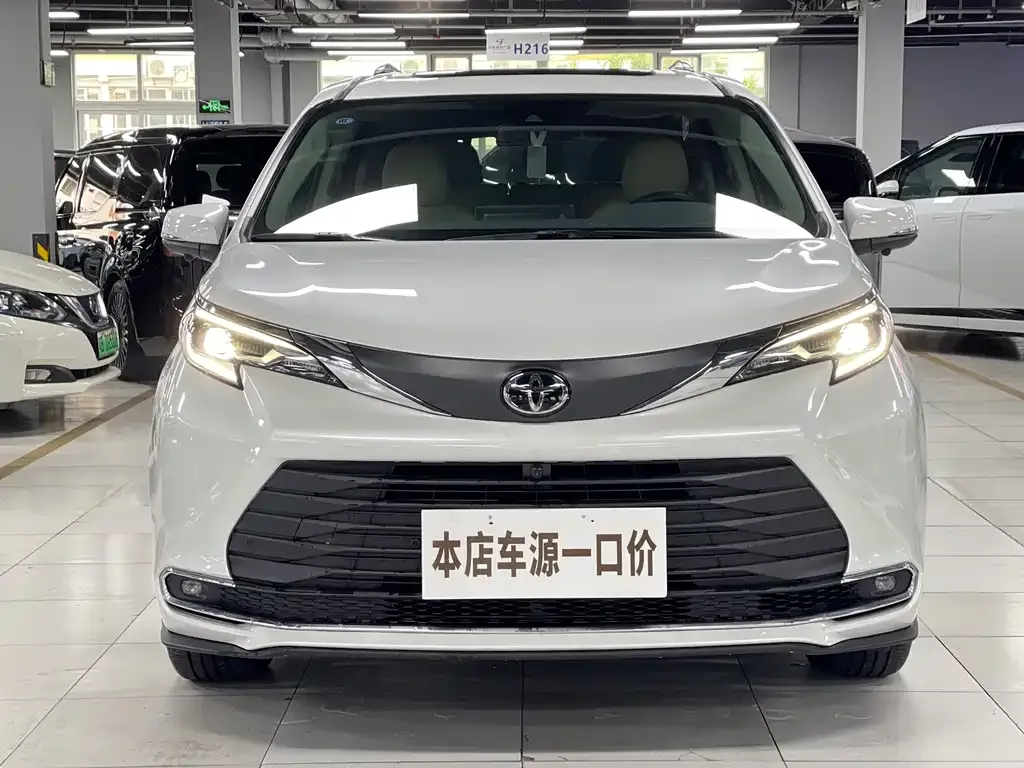 Toyota Sienna 2026 из CN, фото 8