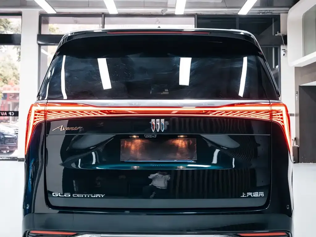 Buick Century 2023 из CN, фото 7