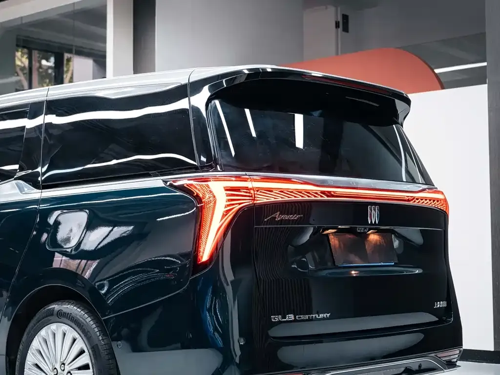 Buick Century 2023 из CN, фото 9