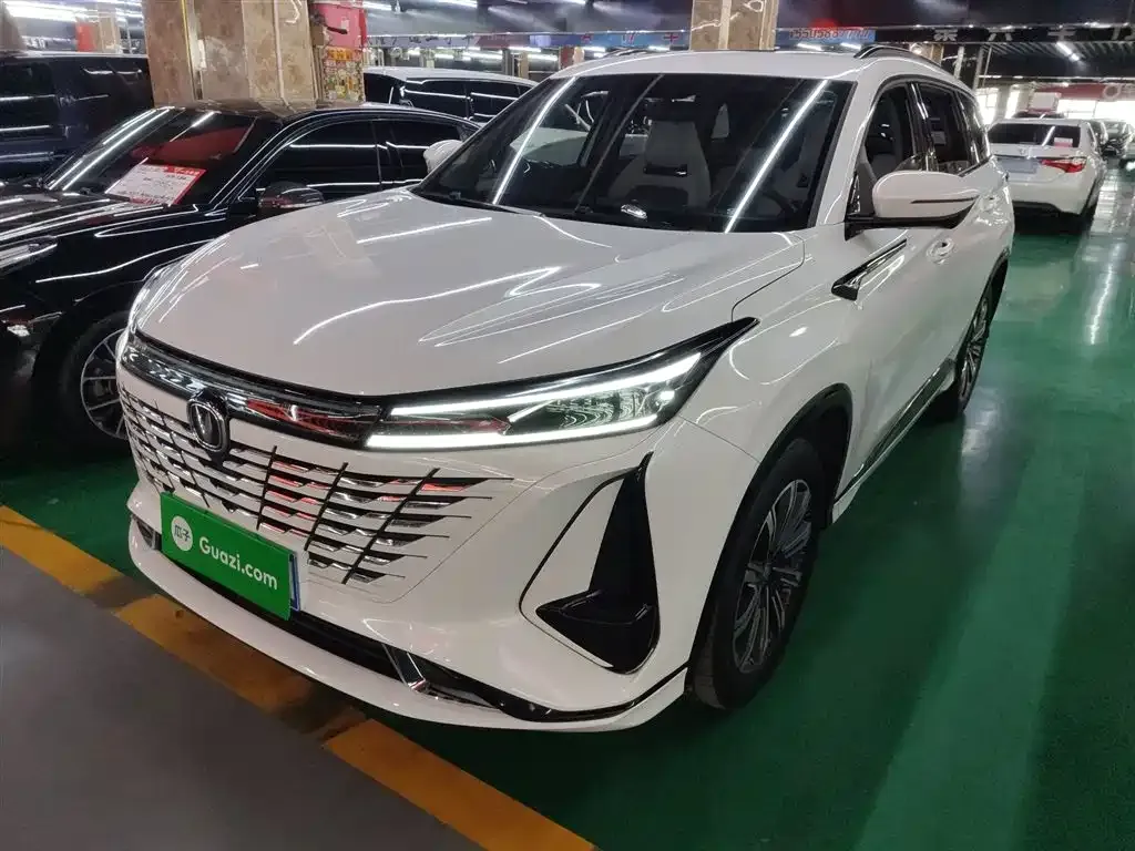 Changan CS75PLUS 2024 из CN, фото 2