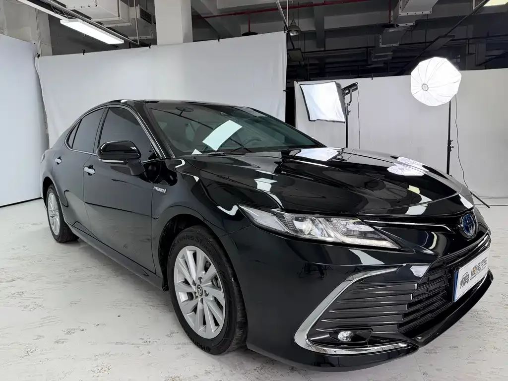Toyota Camry 2023 из CN, фото 3