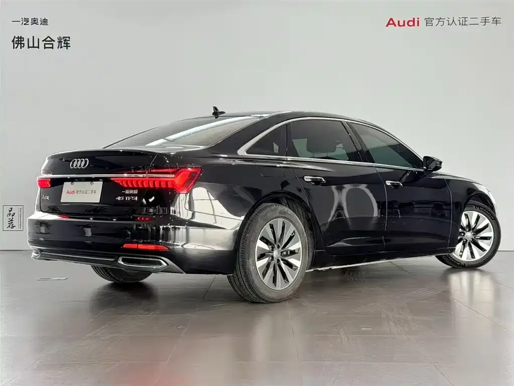 Audi A6L — фото 5