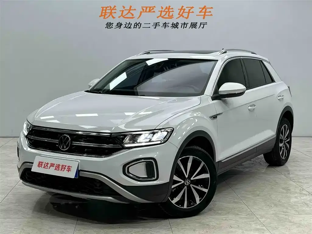 Volkswagen T-Roc 2023 из CN, фото 1