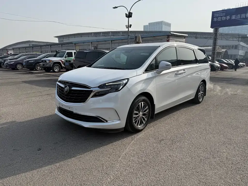 Buick GL8 2022 из CN, фото 1