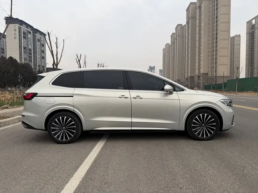 Volkswagen Viloran 2023 из CN, фото 9