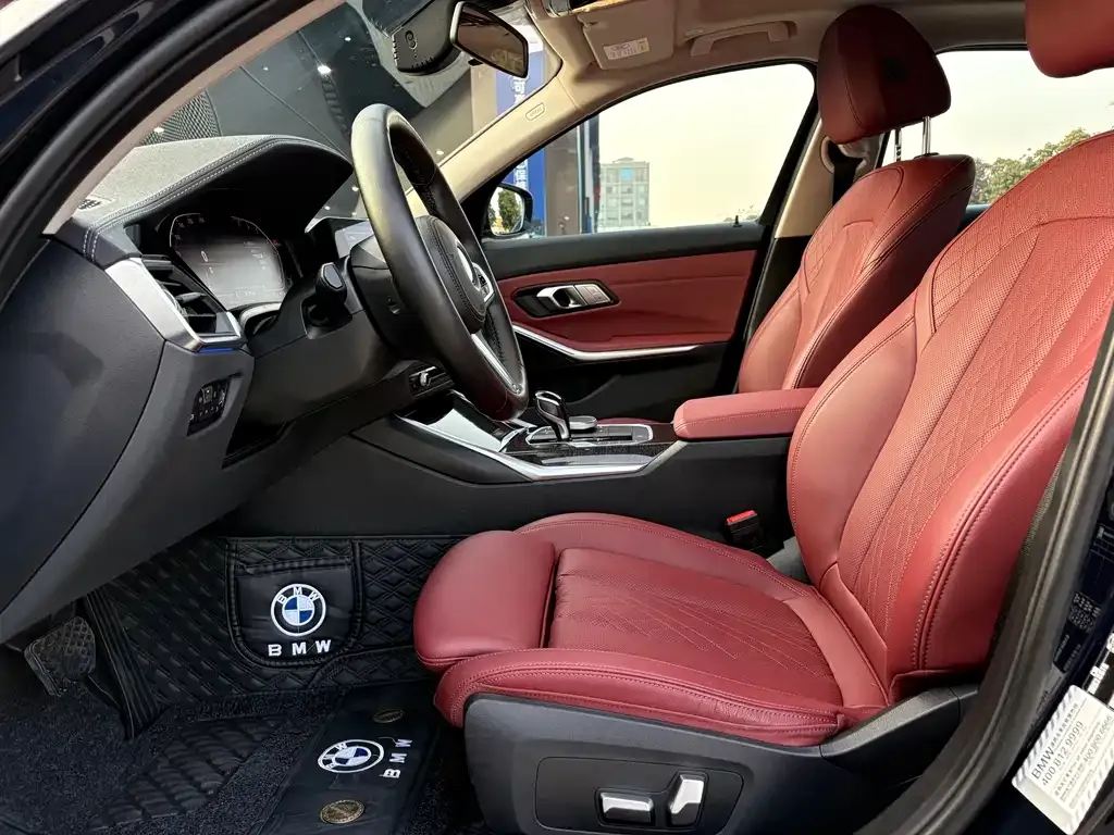 BMW 3 Series 2021 из CN, фото 3