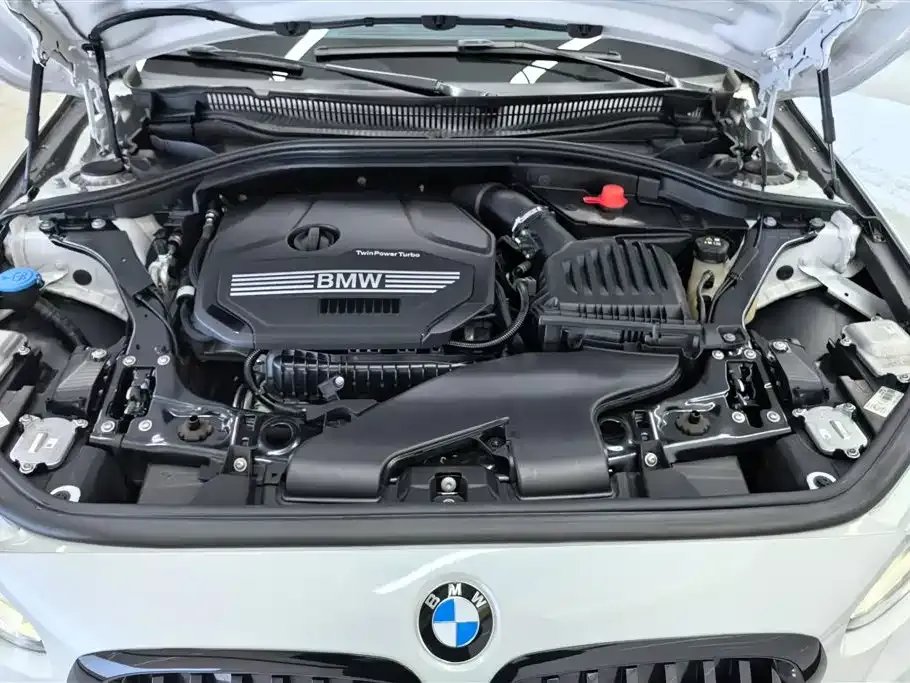 BMW 1 Series 2022 из CN, фото 8