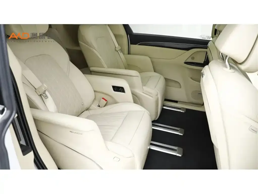 Buick GL8 2023 из CN, фото 6