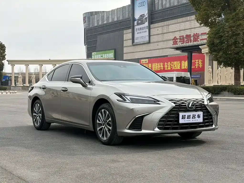 Lexus ES 2025 из CN, фото 9
