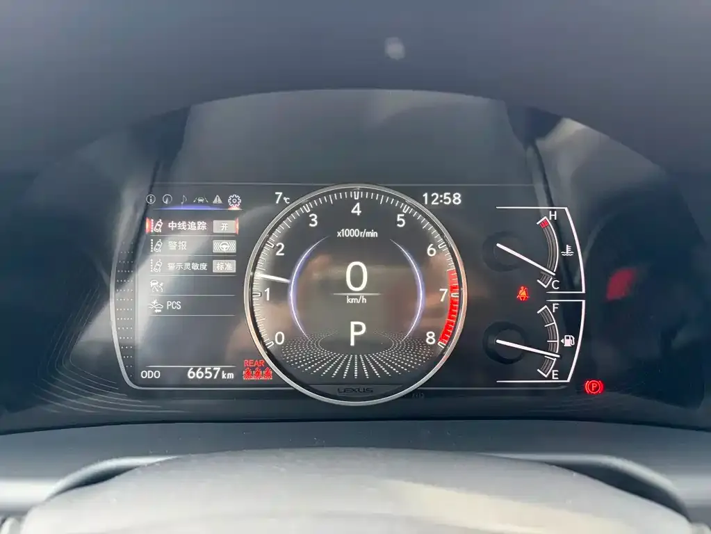 Lexus ES 2025 из CN, фото 2