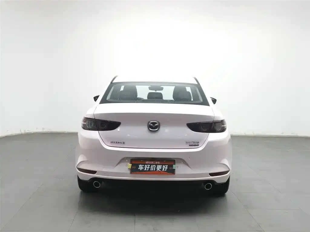 Mazda 3 Axela 2024 из CN, фото 2