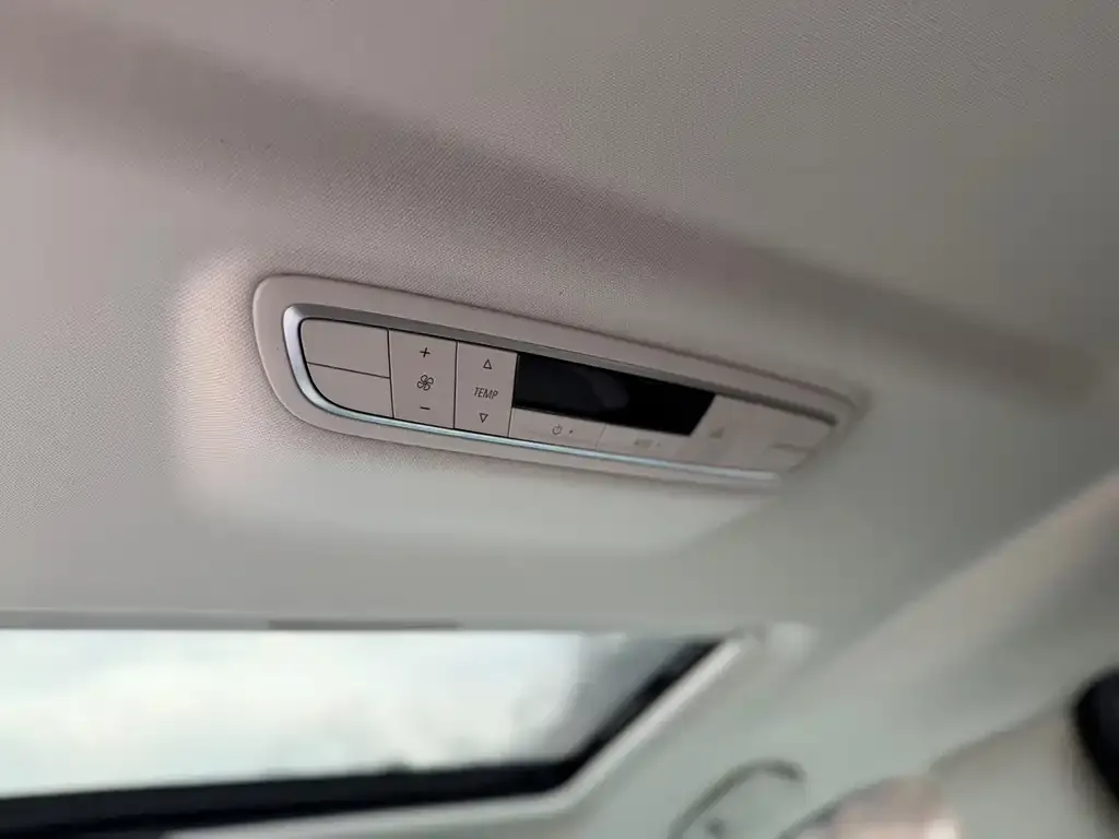 Buick GL8 2024 из CN, фото 6