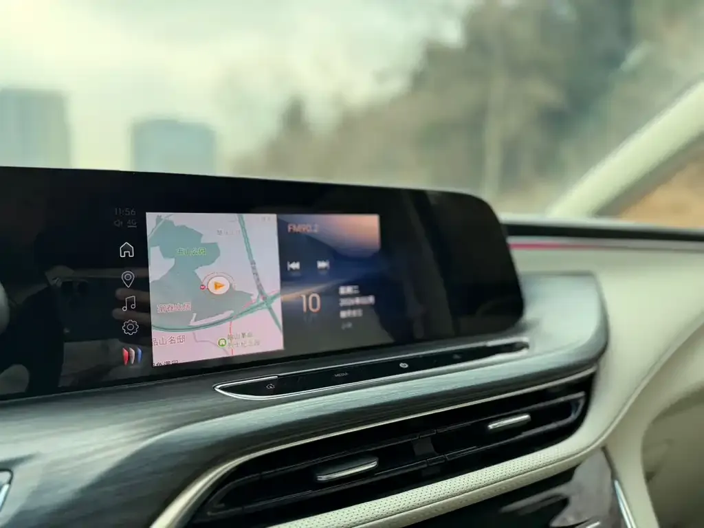 Buick GL8 2024 из CN, фото 2