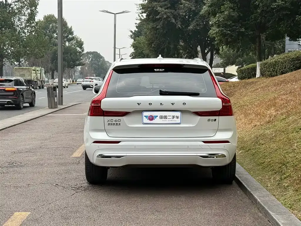 Volvo XC60 2024 из CN, фото 7