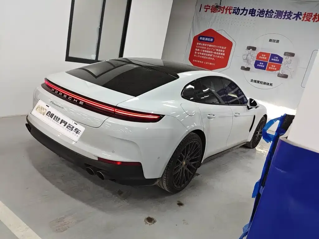 Porsche Panamera 2024 из CN, фото 3