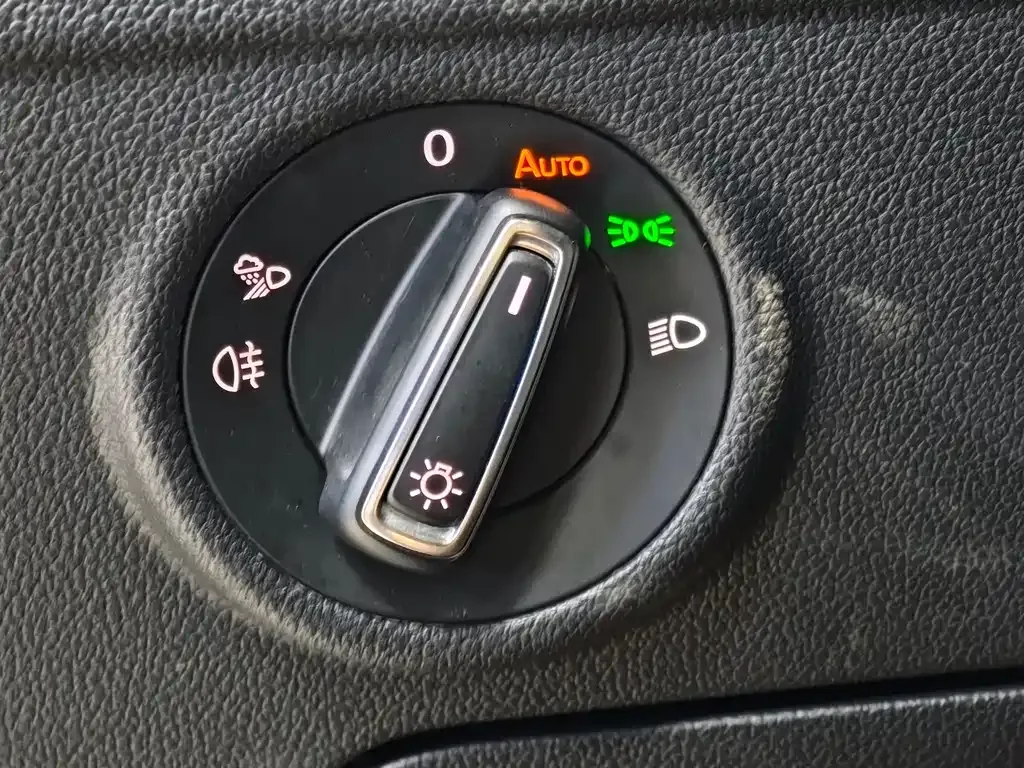 Volkswagen Tiguan L 2023 из CN, фото 9