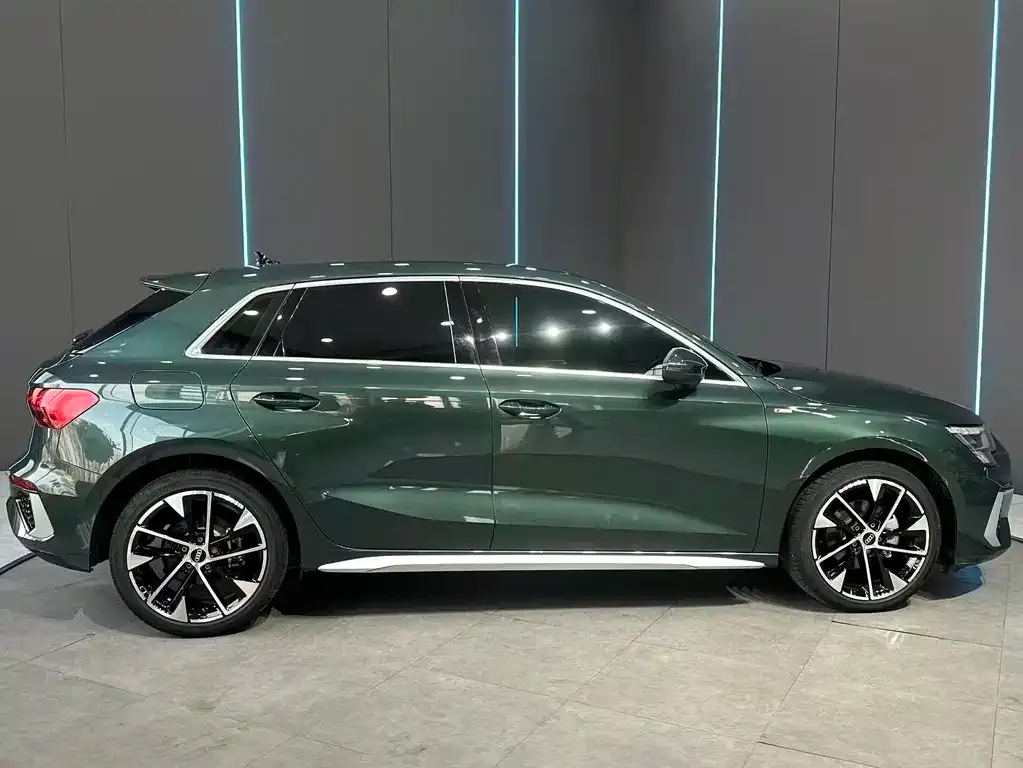 Audi A3 — фото 2