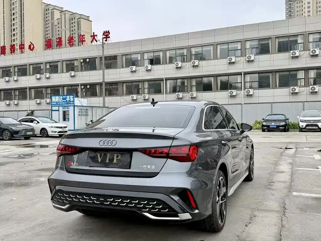 Audi A3 2025 из CN, фото 4