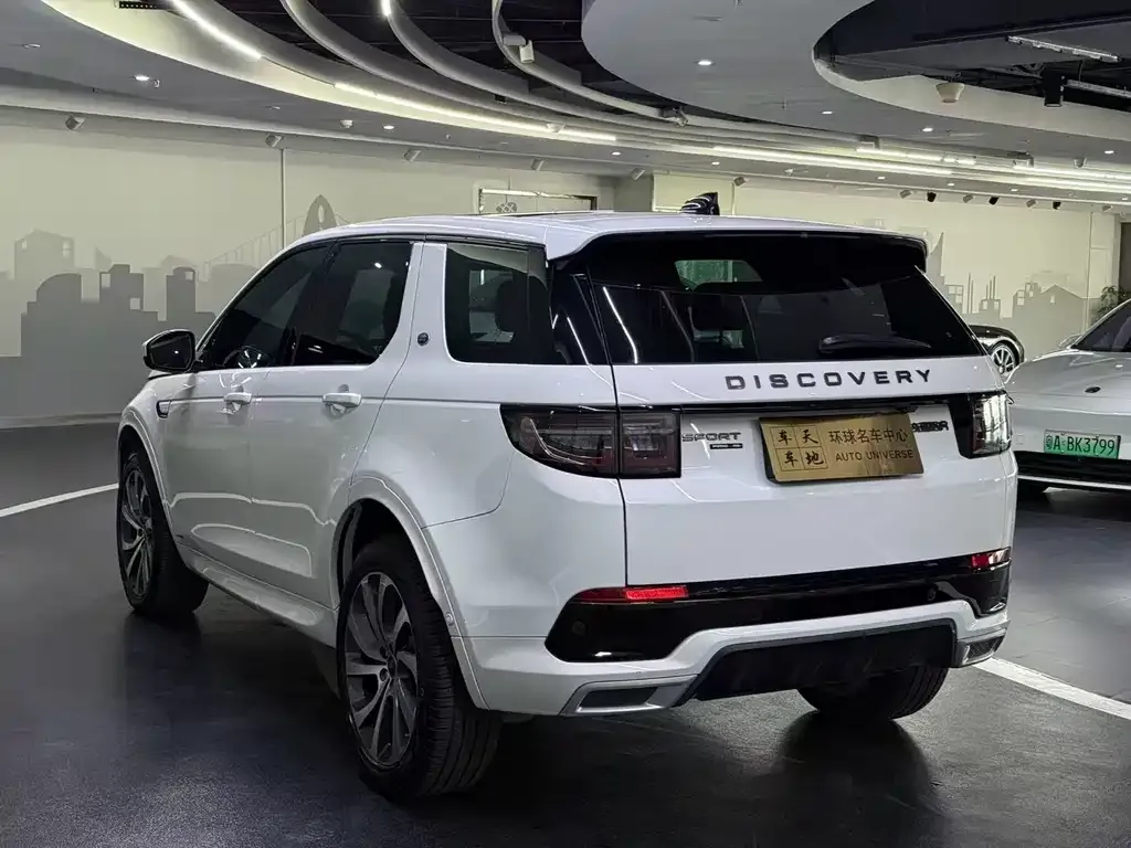Land Rover Discovery Sport — фото 9