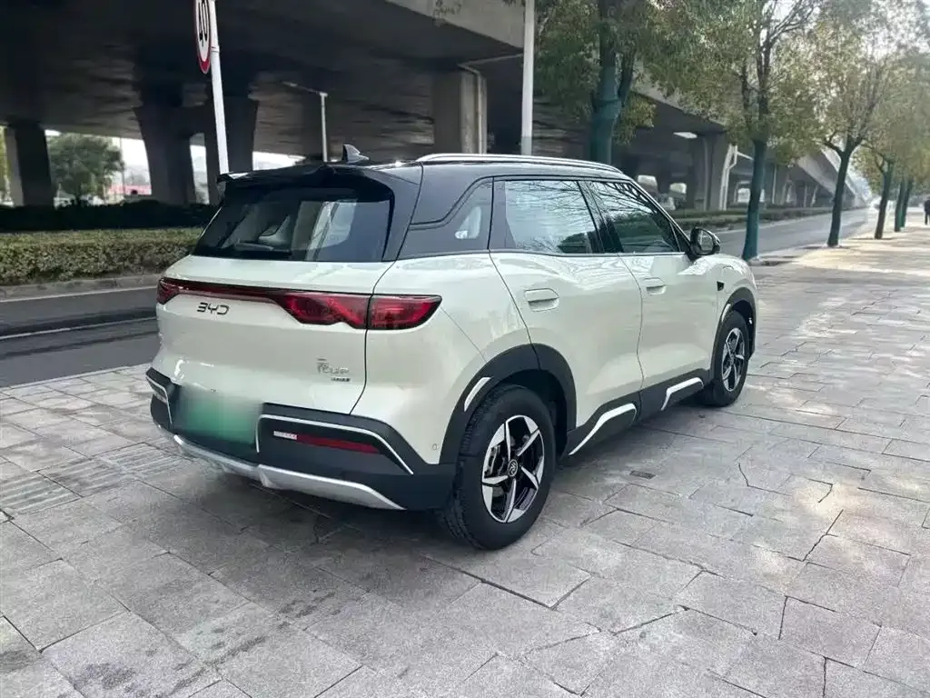 BYD Yuan UP — фото 10