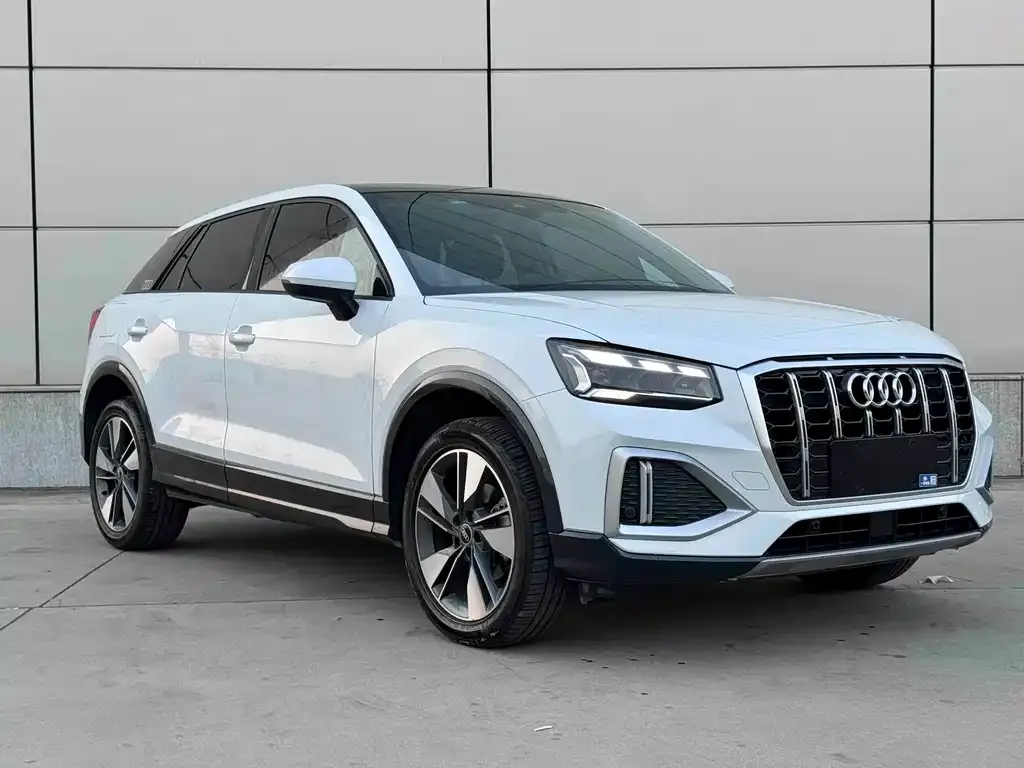 Audi Q2L — фото 3