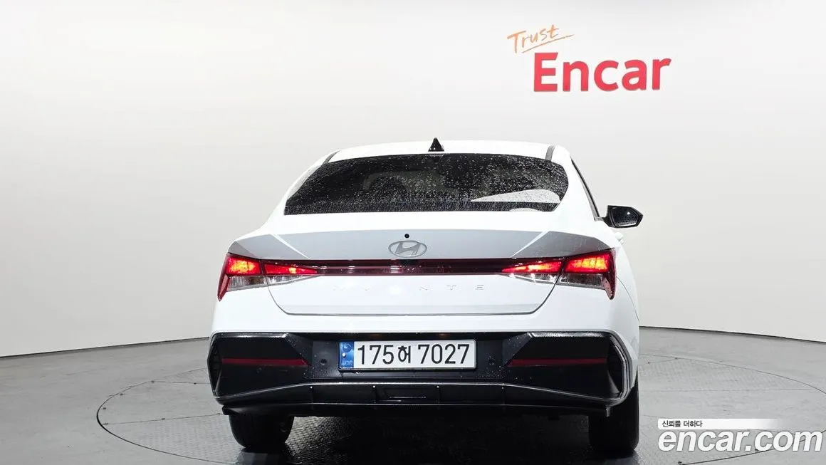 Hyundai AVANTE — фото 4