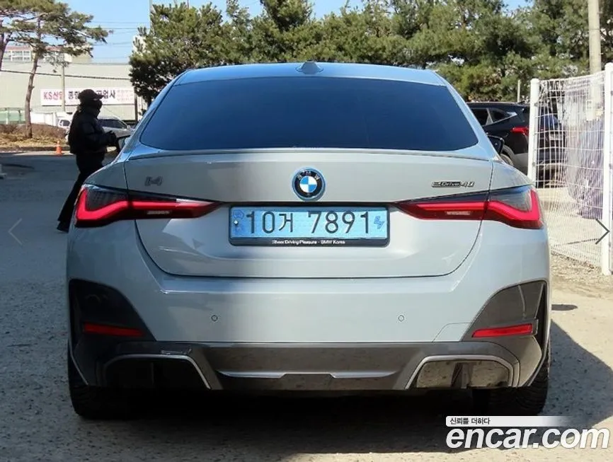 BMW i4 2022 из KR, фото 3