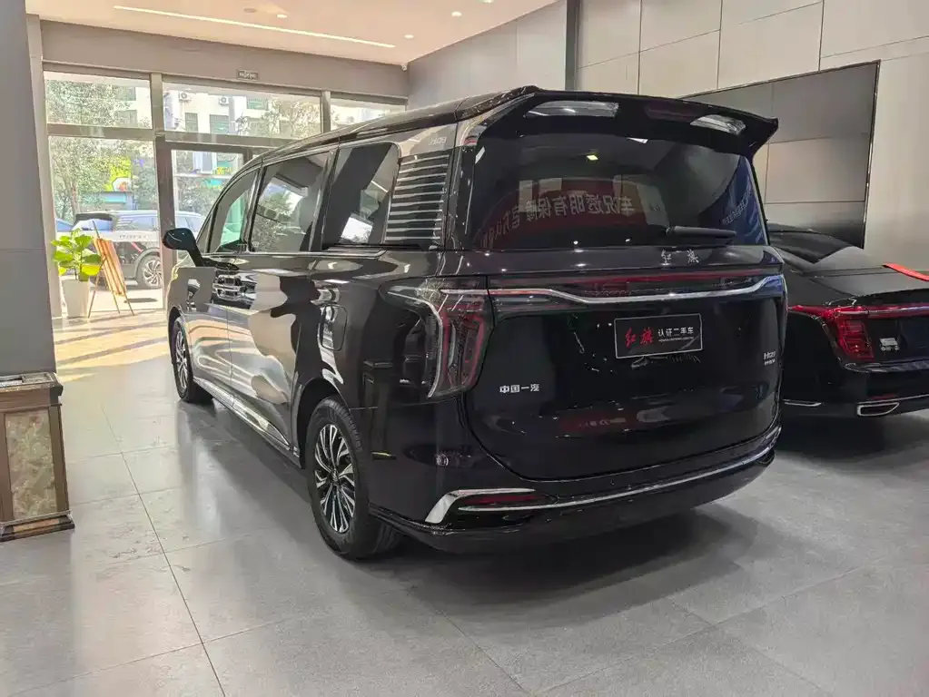 Hongqi HQ9 PHEV — фото 4