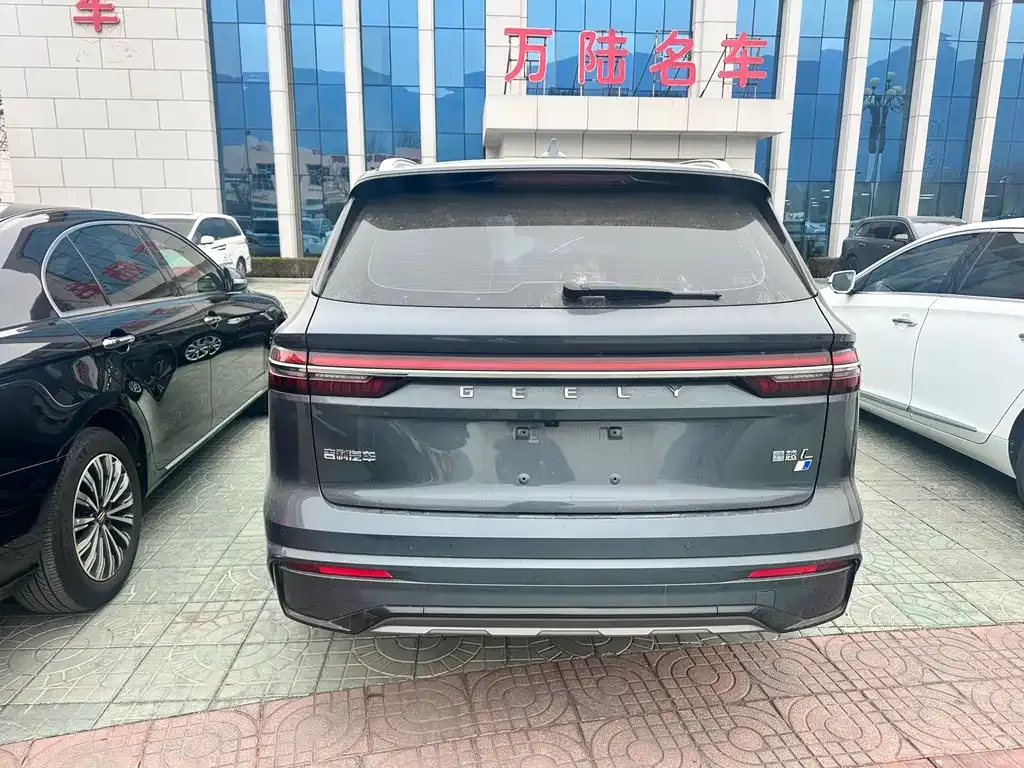 Geely Xingyue L — фото 7