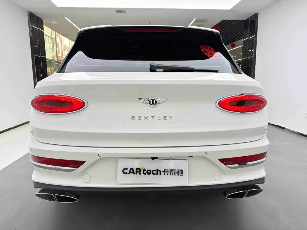 Bentley Bentayga 2021 из CN, фото 3